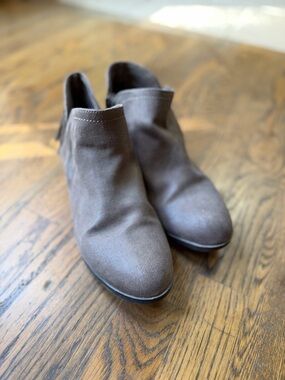 Sugar Gray Suede Ankle Booties